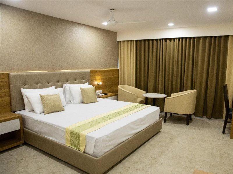 Hotel Grace Galaxy Mumbai Kültér fotó