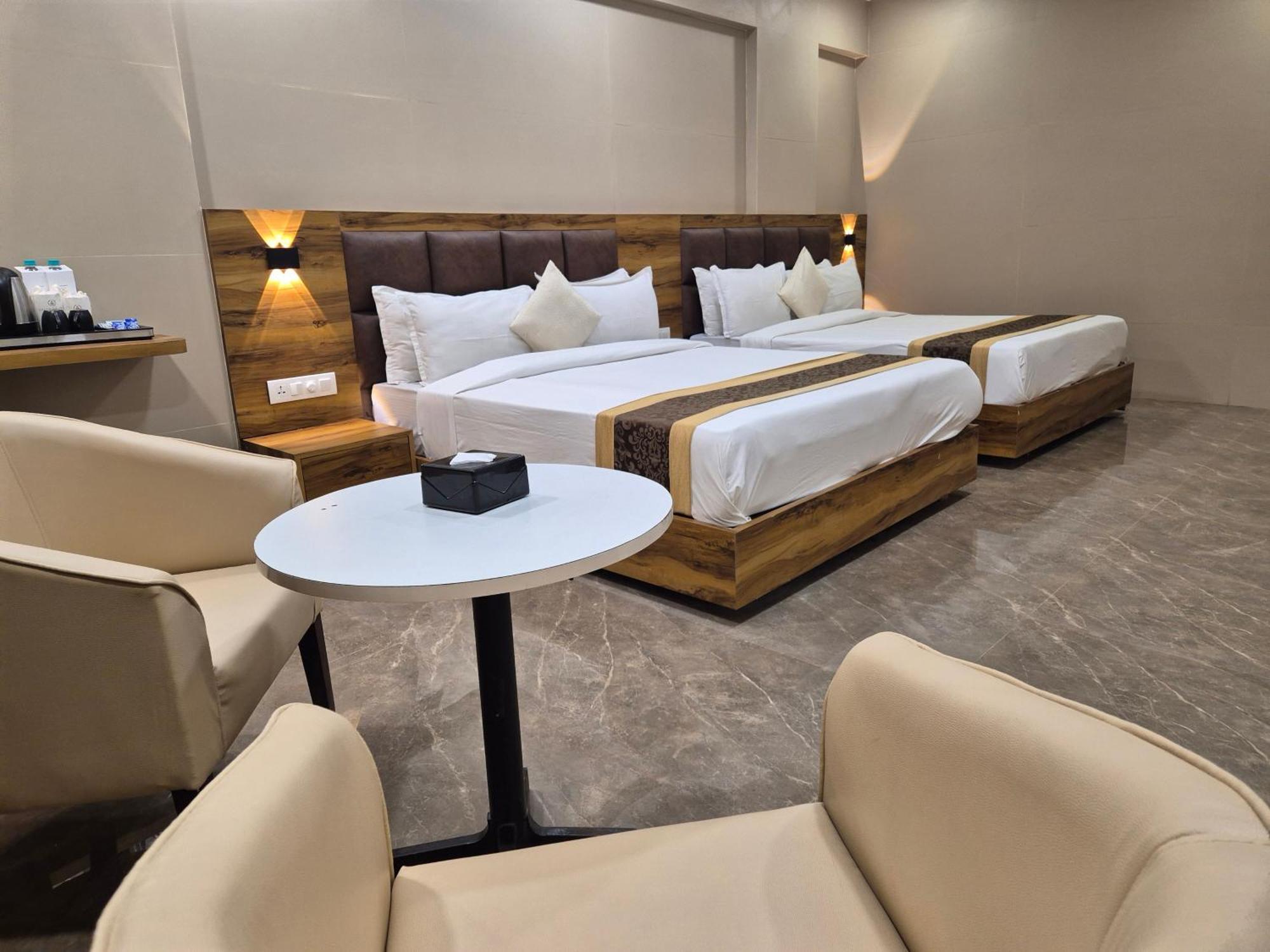 Hotel Grace Galaxy Mumbai Kültér fotó