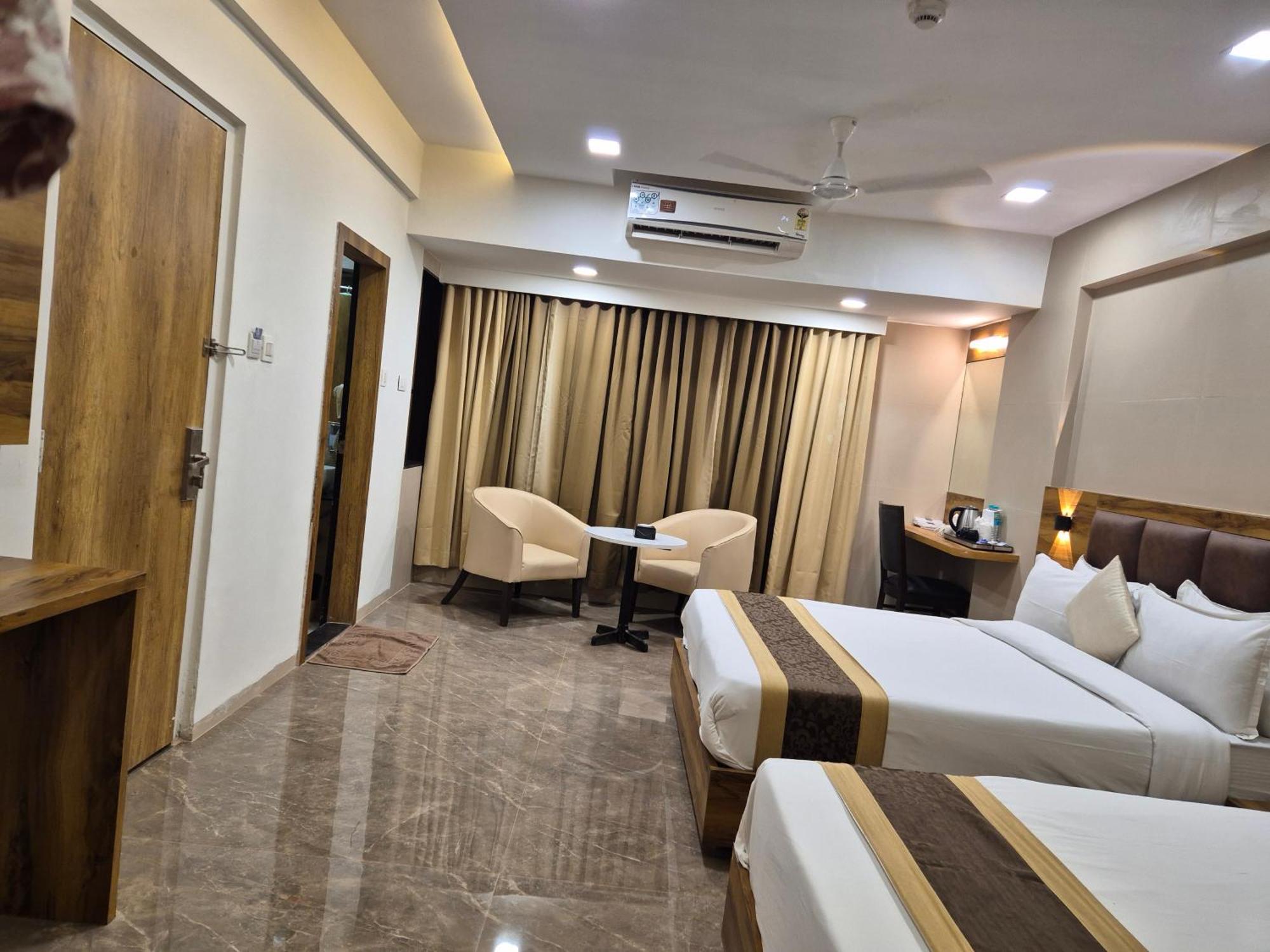 Hotel Grace Galaxy Mumbai Kültér fotó