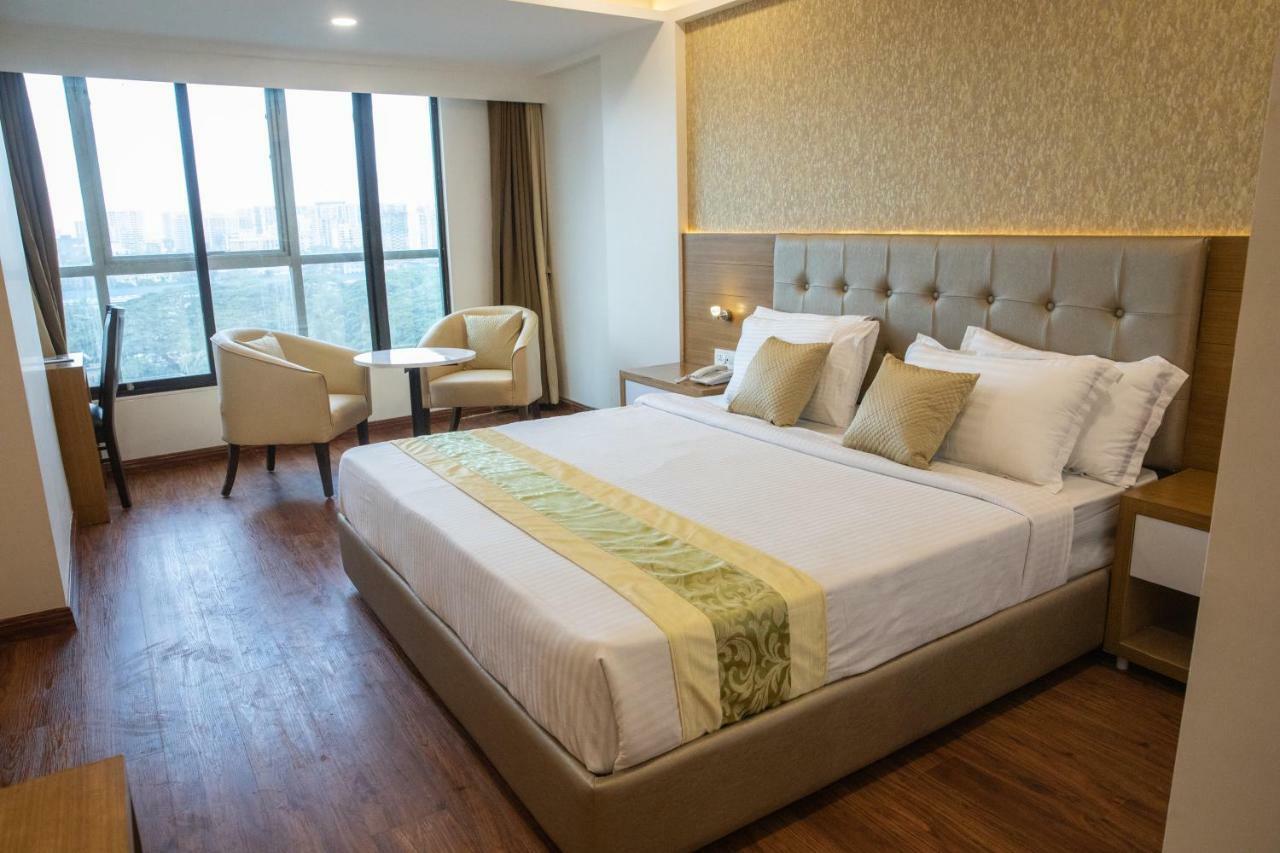 Hotel Grace Galaxy Mumbai Kültér fotó