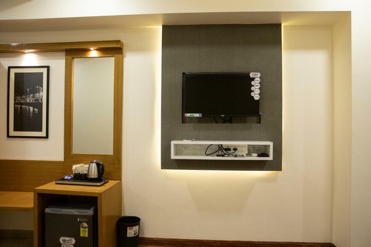 Hotel Grace Galaxy Mumbai Kültér fotó