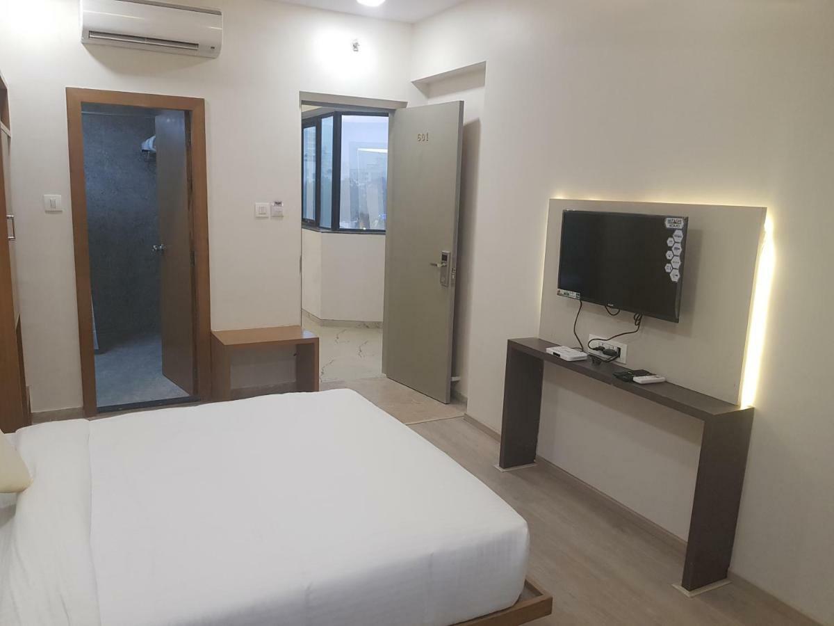 Hotel Grace Galaxy Mumbai Kültér fotó